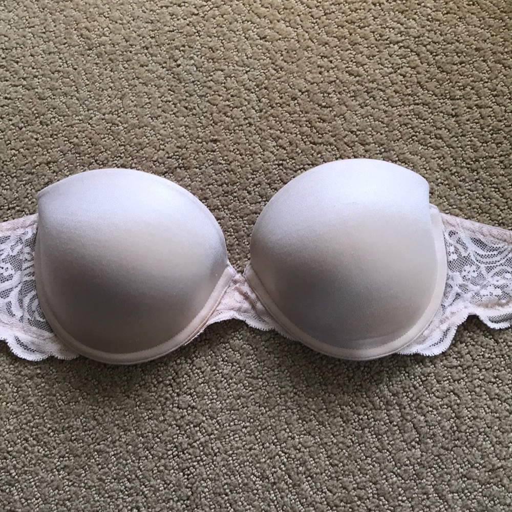 Victoria’s Secret PINK Strapless Bra